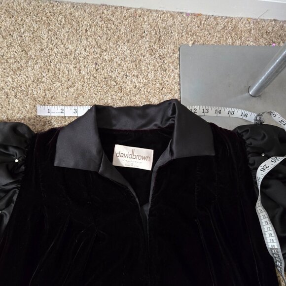 Sz S Late 70s-80s Vintage David Brown for Saks Black Velvet Zipup Gown/Maxi Coat - Picture 7 of 14